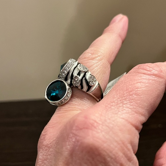 New JTV Ring Silver Tone Crystals Enamel Zebra Bypass - Picture 8 of 9